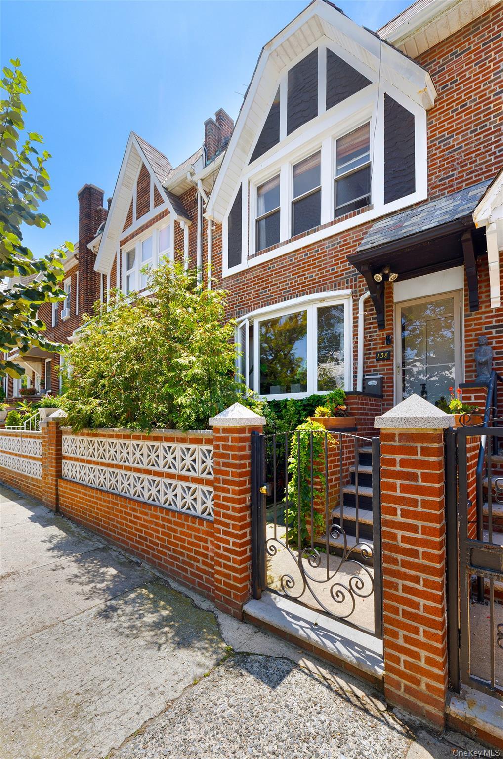 Single Family Wakeman Brooklyn, NY 11220, MLS-896593-2