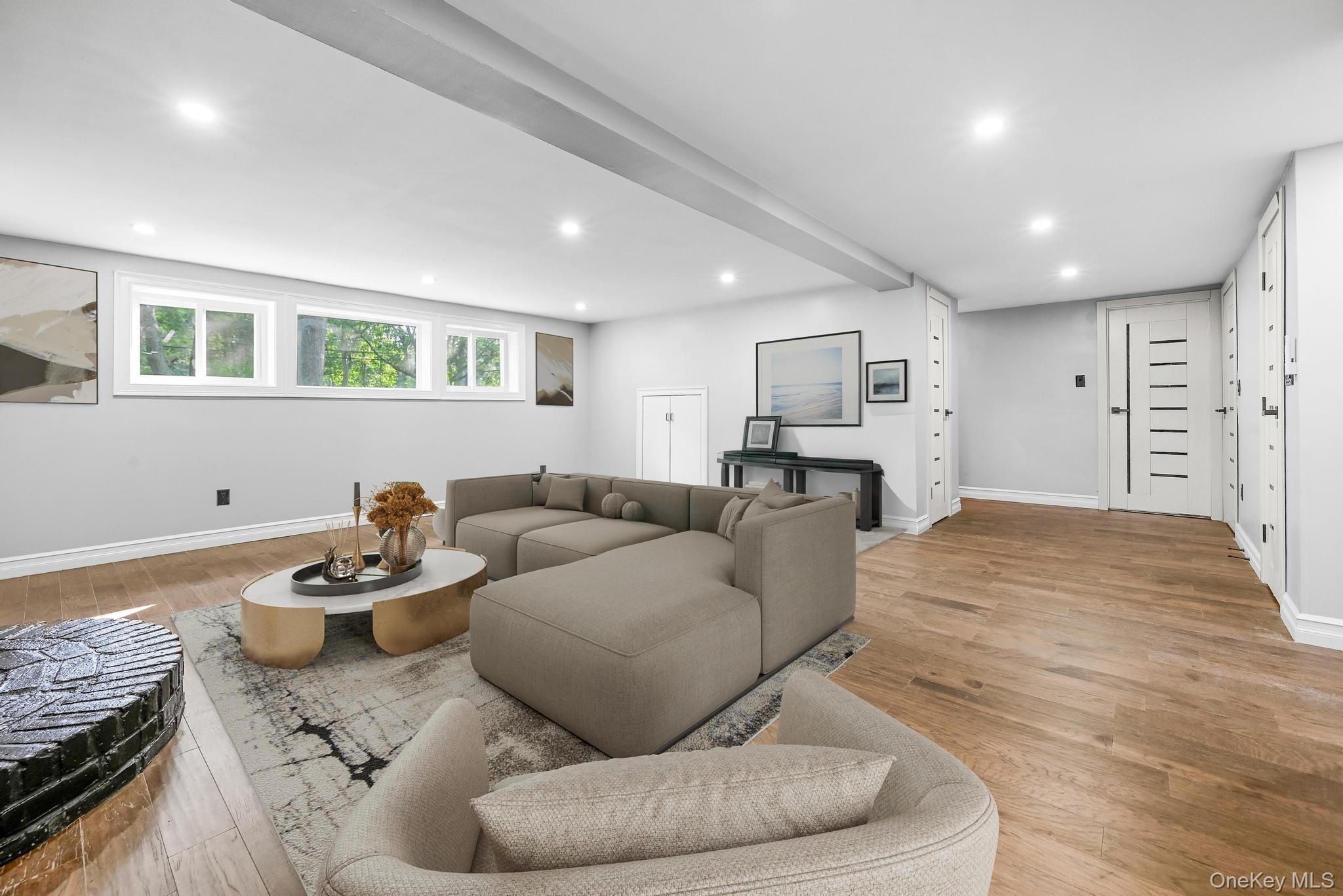 Single Family Wintergreen Suffolk County, NY 11747, MLS-896606-16