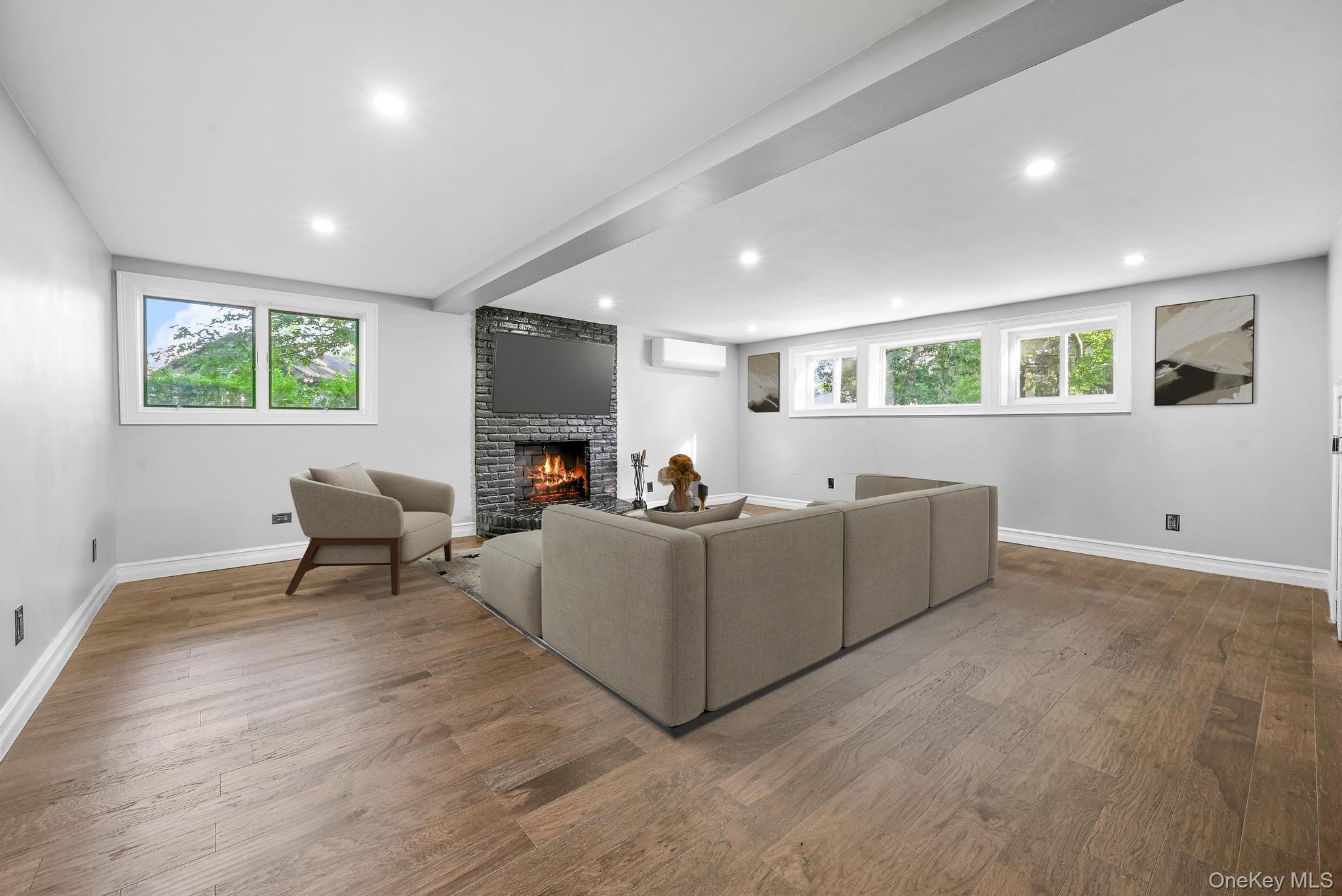 Single Family Wintergreen Suffolk County, NY 11747, MLS-896606-17