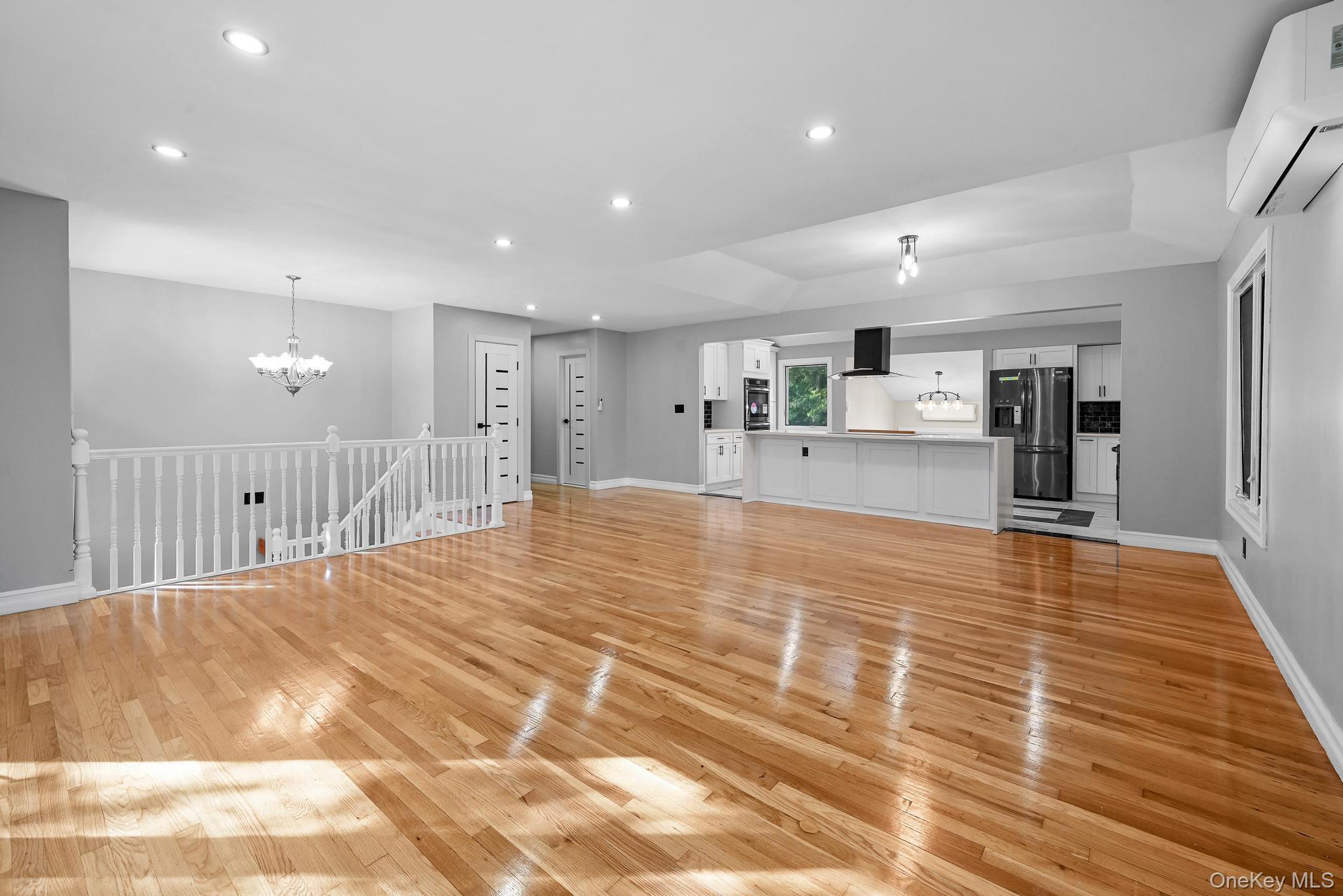 Single Family Wintergreen Suffolk County, NY 11747, MLS-896606-19