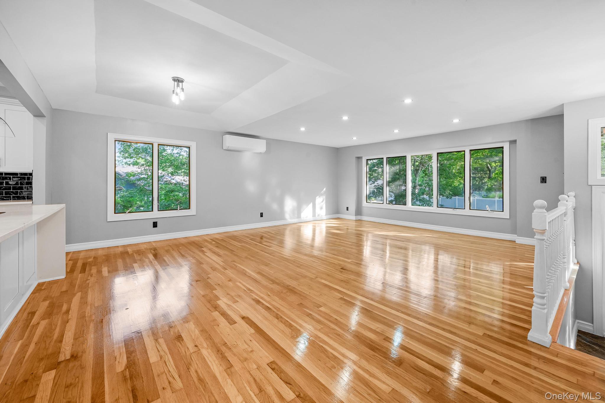 Single Family Wintergreen Suffolk County, NY 11747, MLS-896606-20