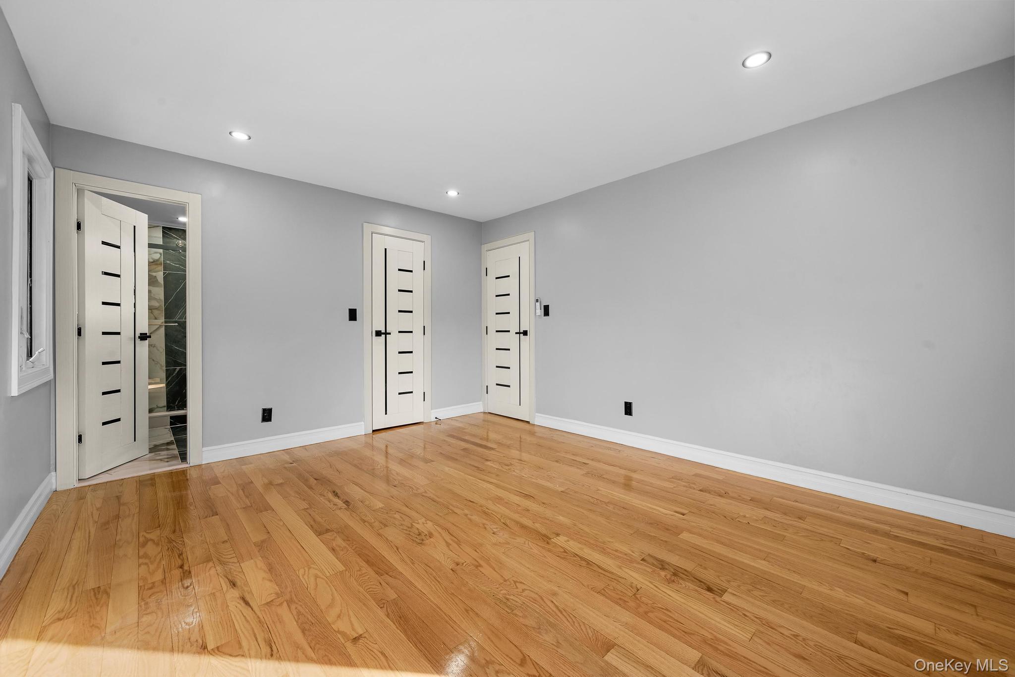 Single Family Wintergreen Suffolk County, NY 11747, MLS-896606-26