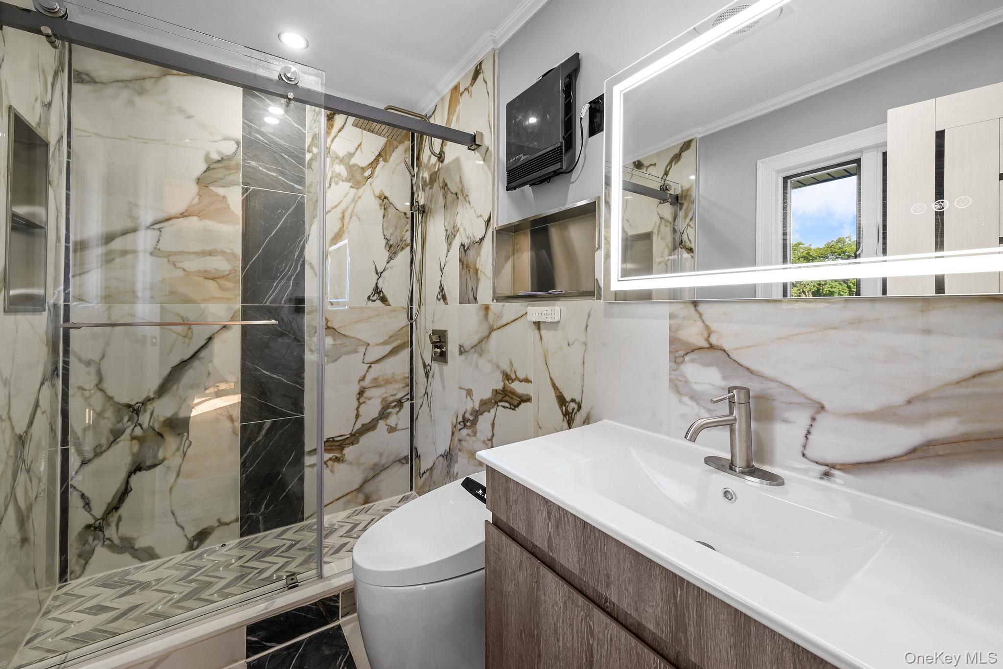 Single Family Wintergreen Suffolk County, NY 11747, MLS-896606-27