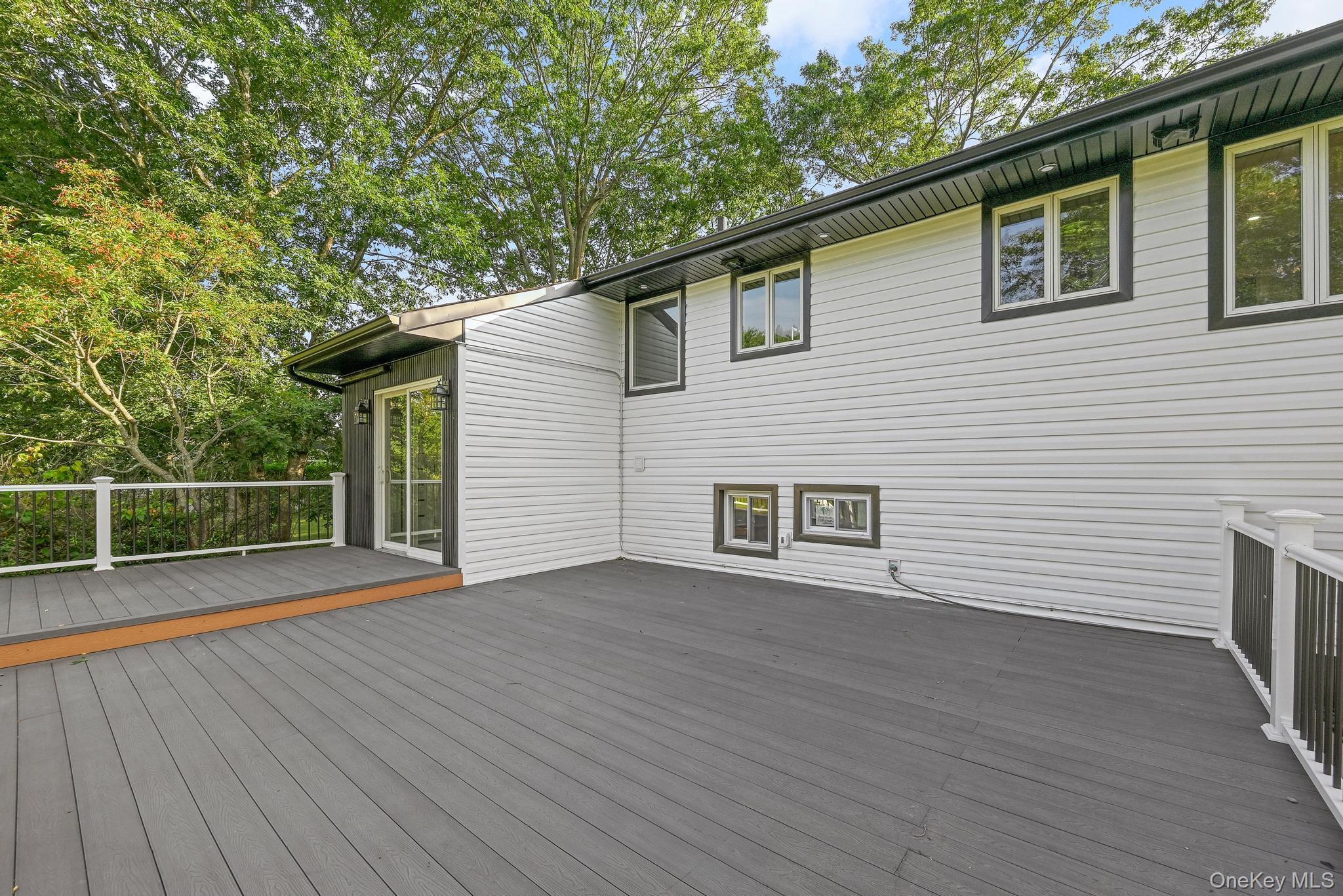 Single Family Wintergreen Suffolk County, NY 11747, MLS-896606-5