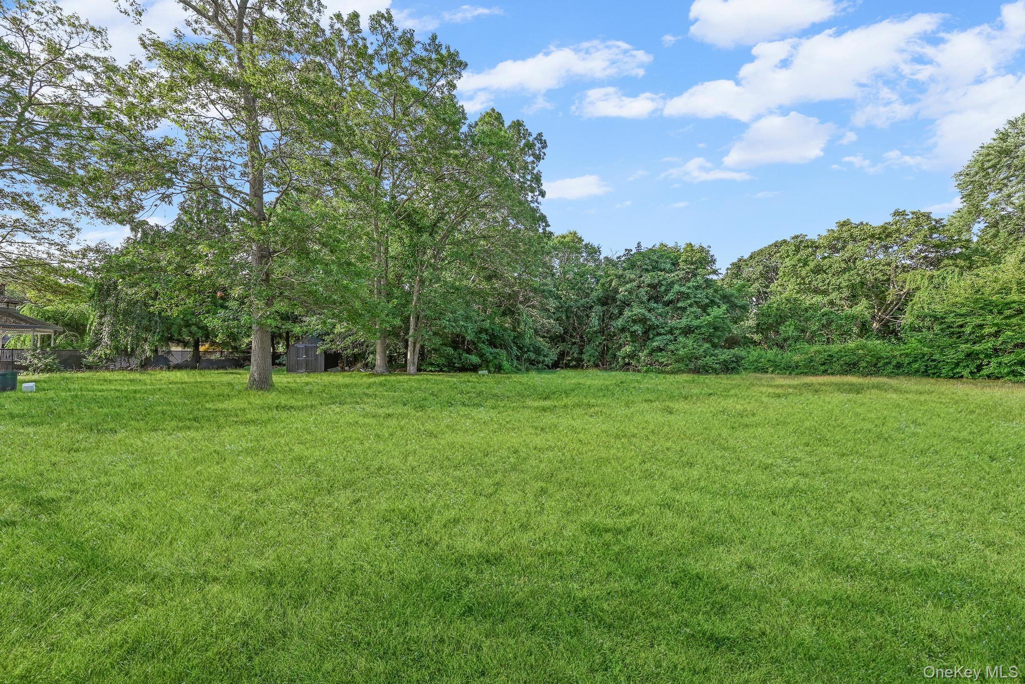 Single Family Wintergreen Suffolk County, NY 11747, MLS-896606-7