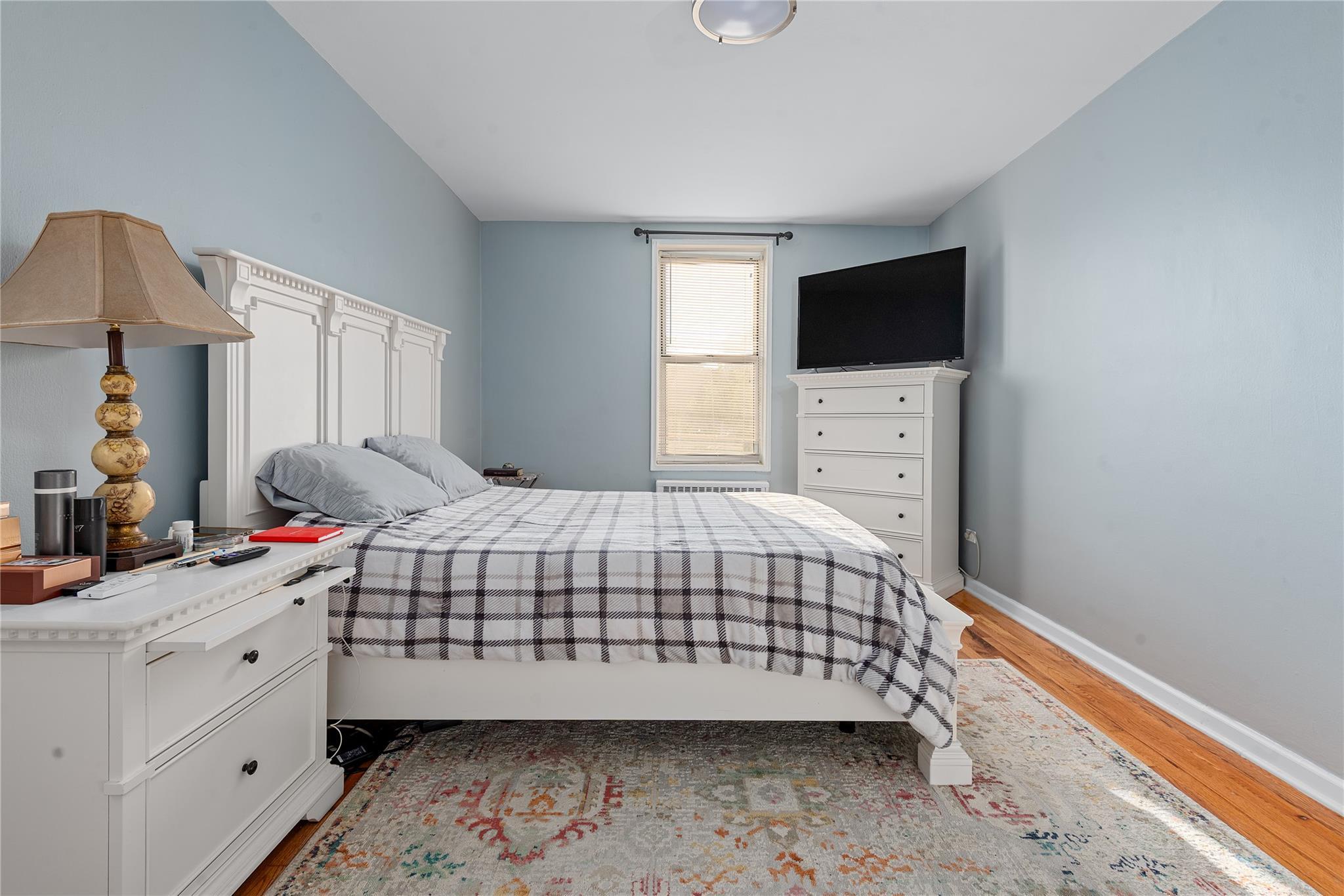 Coop Clyde  Queens, NY 11375, MLS-896650-11