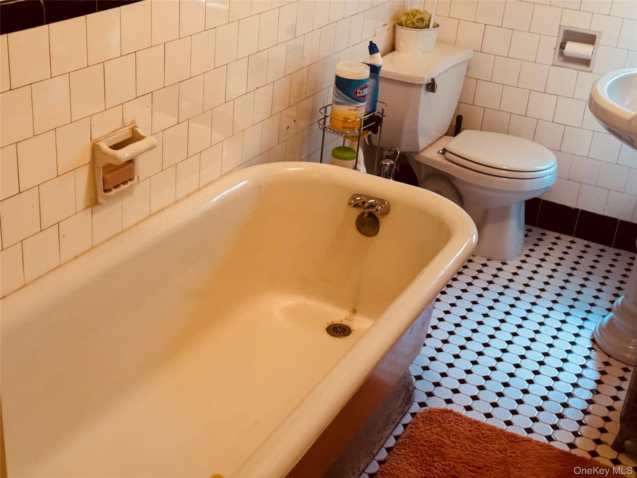 Single Family 176th  Queens, NY 11433, MLS-896651-31