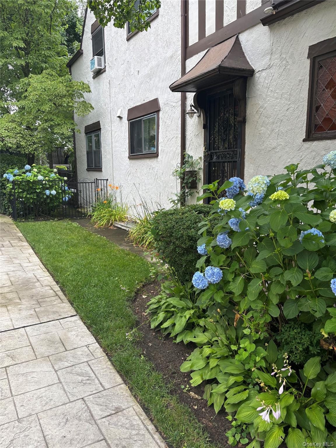 Single Family 176th  Queens, NY 11433, MLS-896651-41