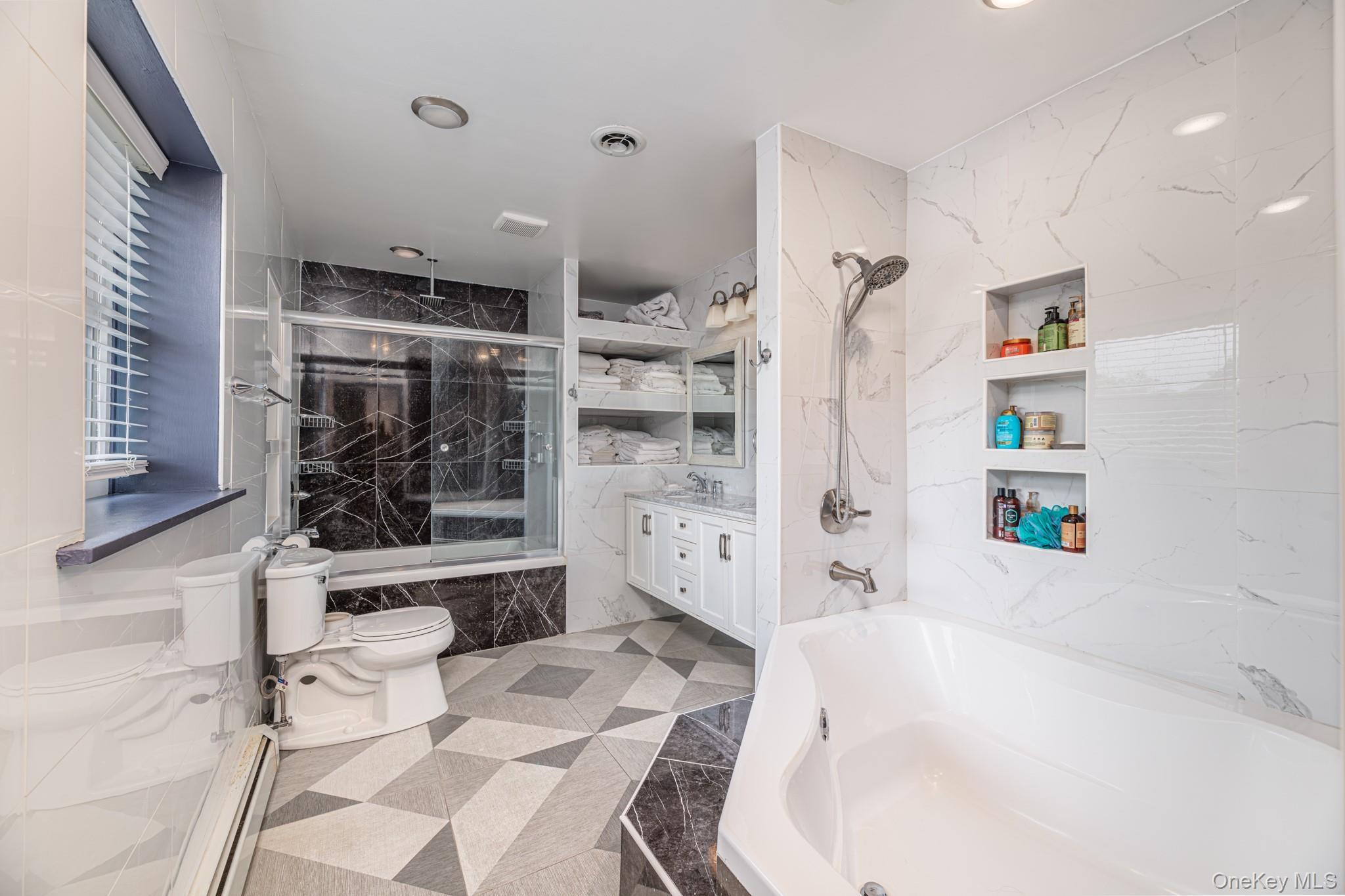 Single Family Lynn  Orange County, NY 10990, MLS-896674-24