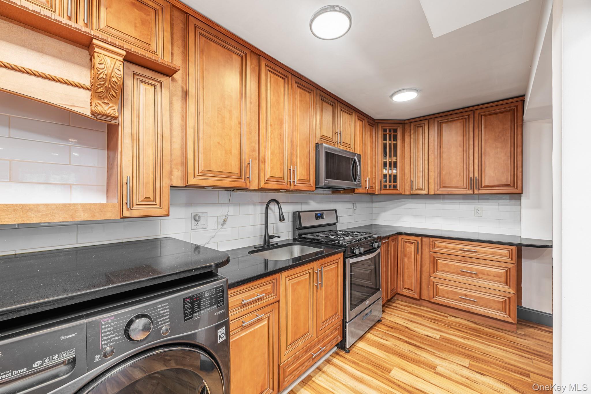 Single Family Lynn  Orange County, NY 10990, MLS-896674-32