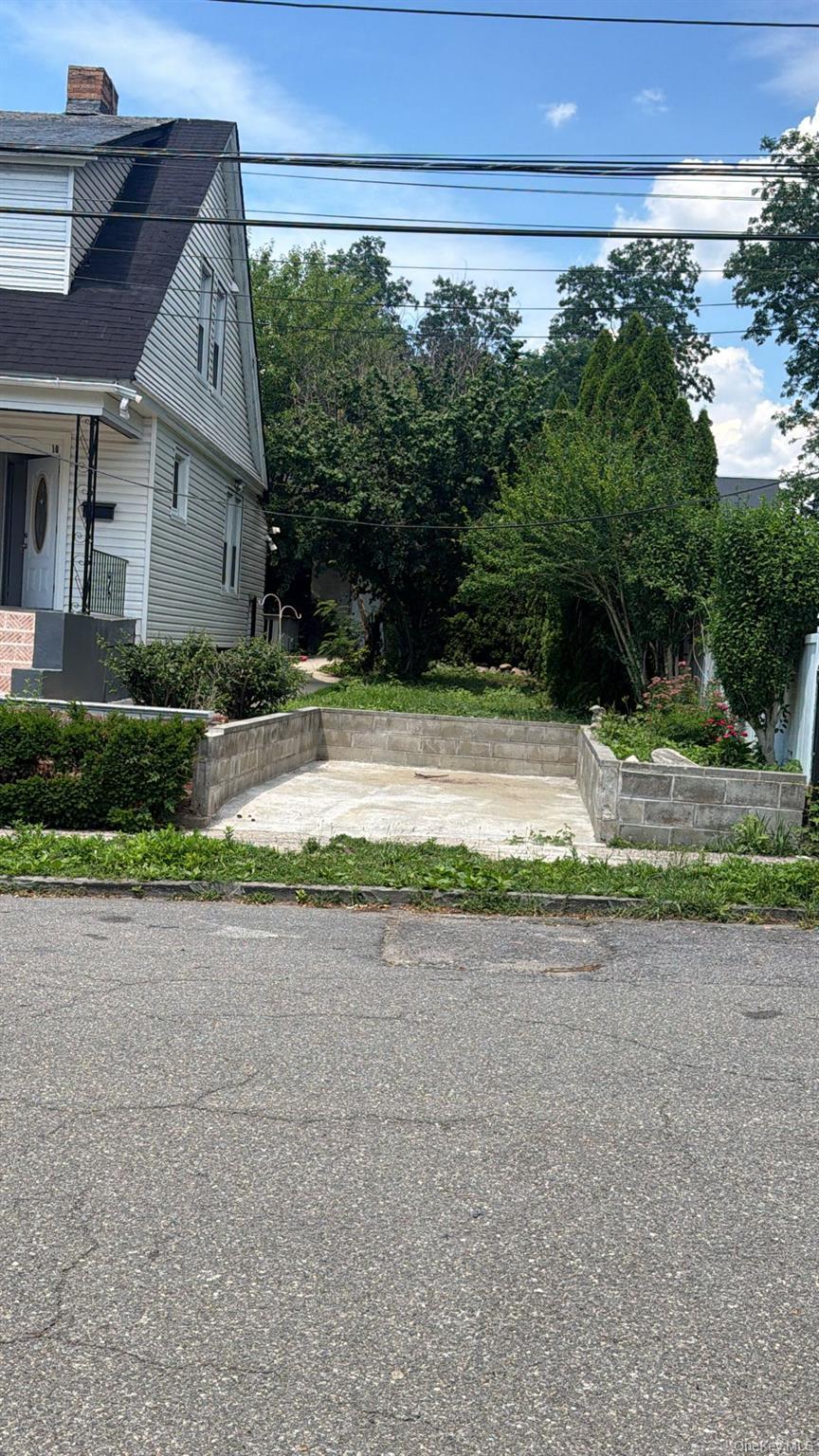 Single Family Roanoke Street Westchester County, NY 10710, MLS-896686-3