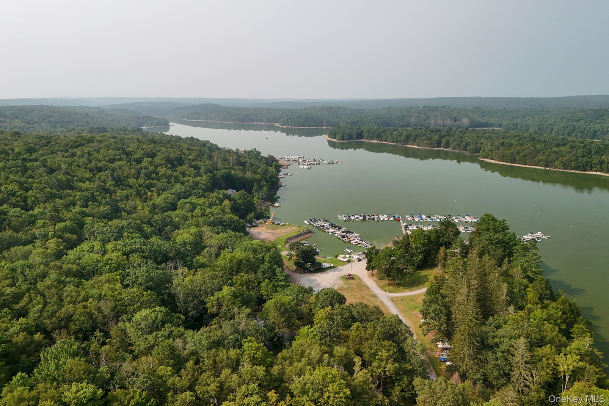 Single Family Starlight  Sullivan County, NY 12701, MLS-896719-38