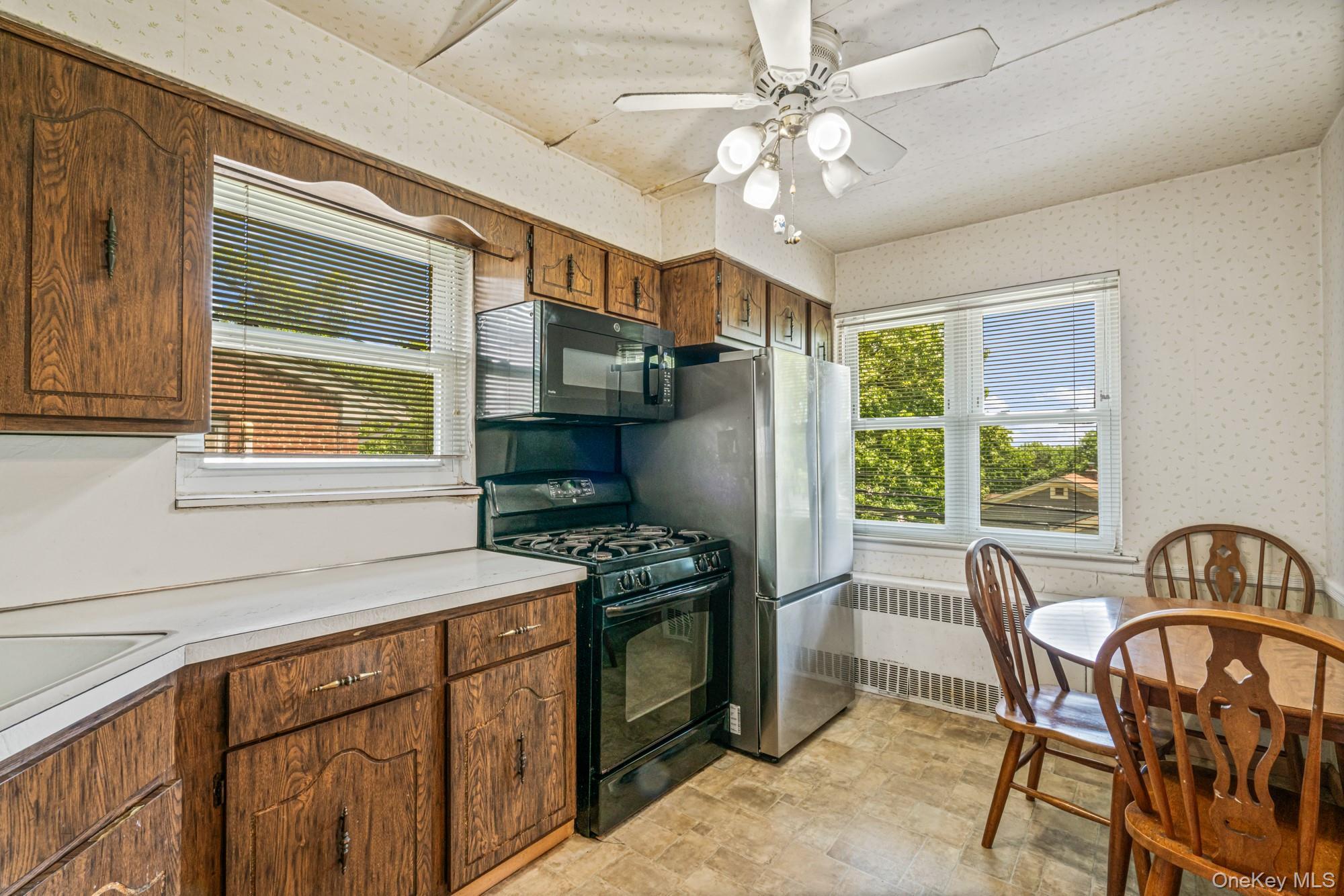 Single Family Sawyer Queens, NY 11427, MLS-896766-13