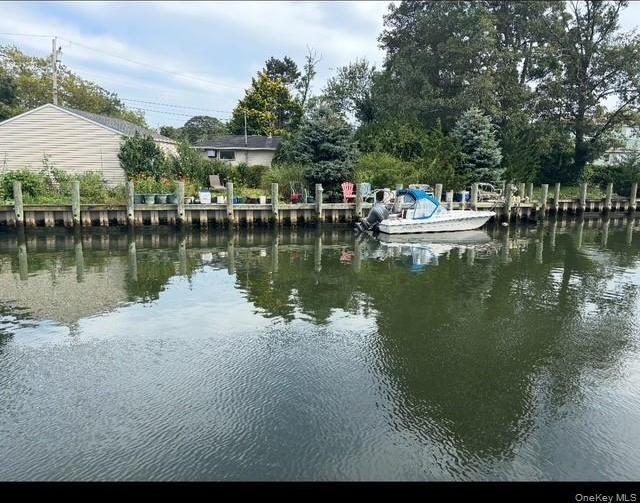 Single Family Swartout Suffolk County, NY 11701, MLS-896819-17