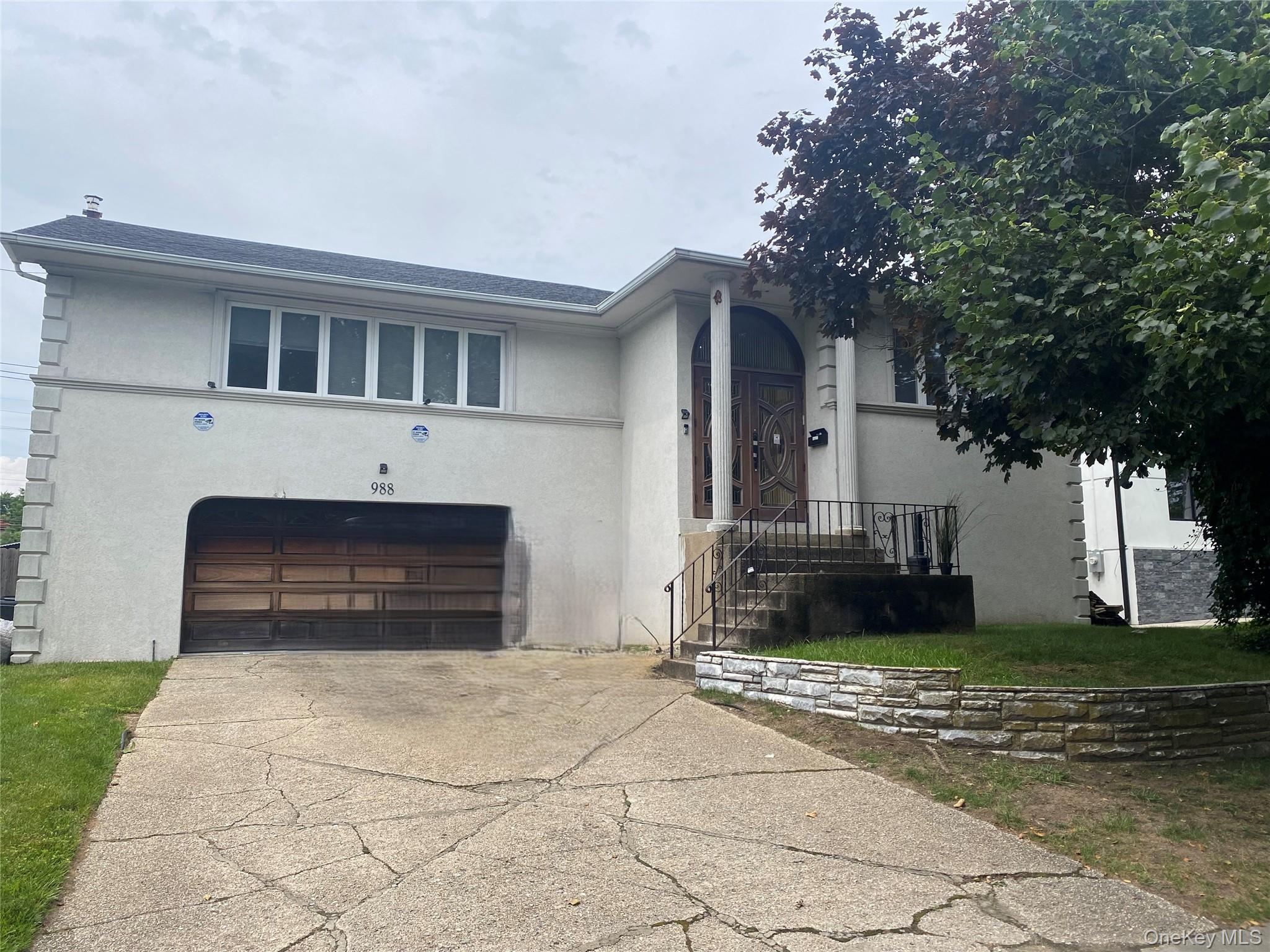 Single Family Westwood  Nassau County, NY 11598, MLS-896838-6