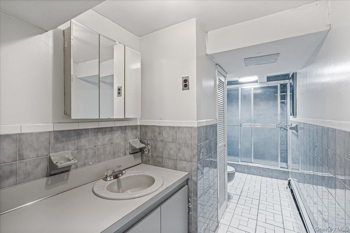 Single Family 63rd  Queens, NY 11375, MLS-896875-28