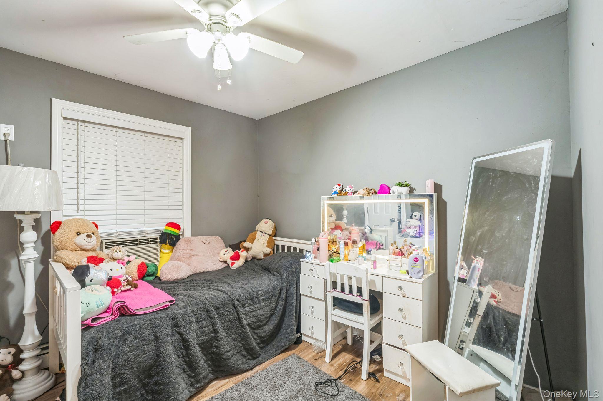 Single Family Willow Suffolk County, NY 11778, MLS-896888-17