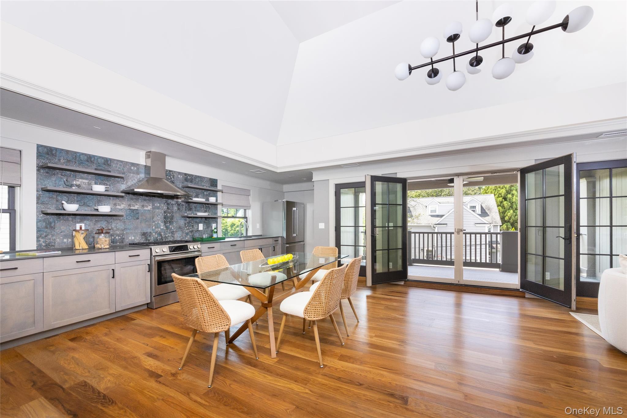 Single Family Seneca Westchester County, NY 10522, MLS-896936-25