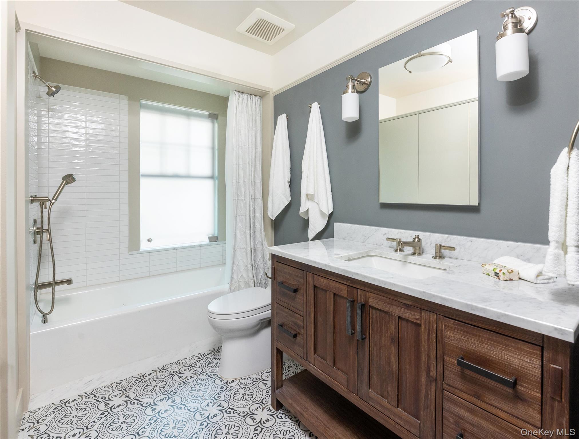 Single Family Seneca Westchester County, NY 10522, MLS-896936-28