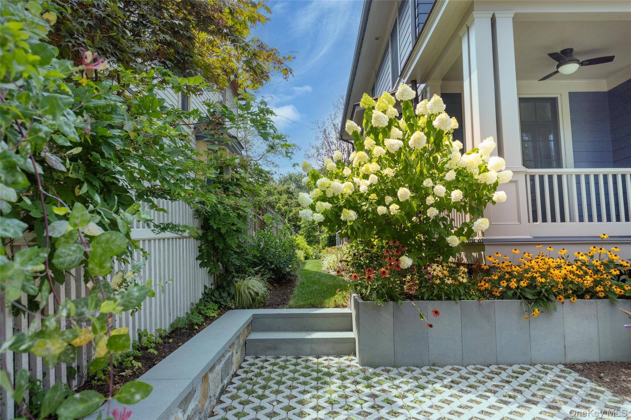 Single Family Seneca Westchester County, NY 10522, MLS-896936-9