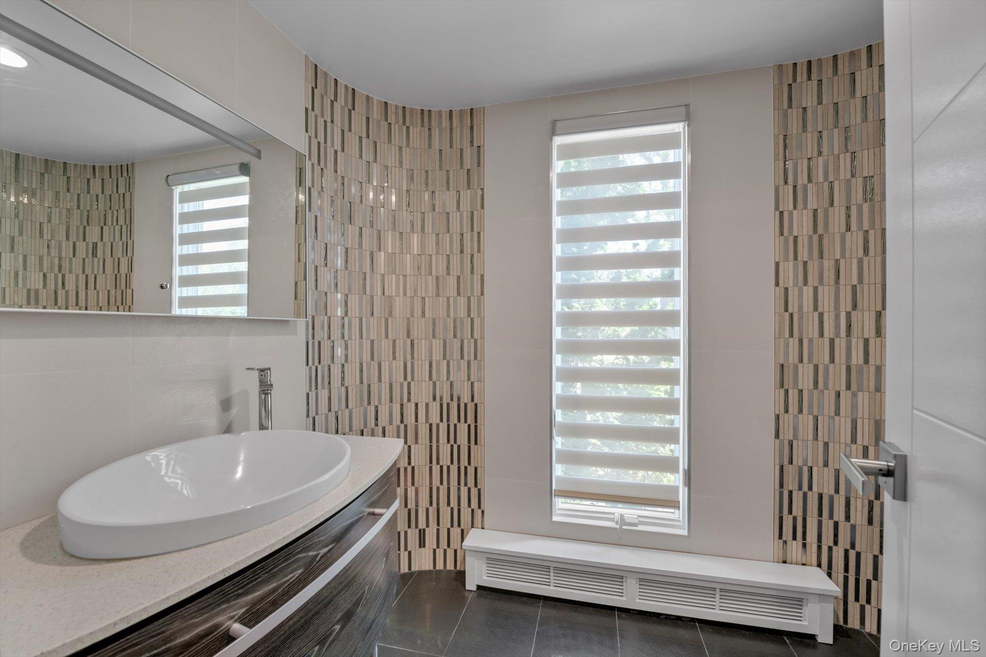 Single Family Macy Nassau County, NY 11557, MLS-896940-12