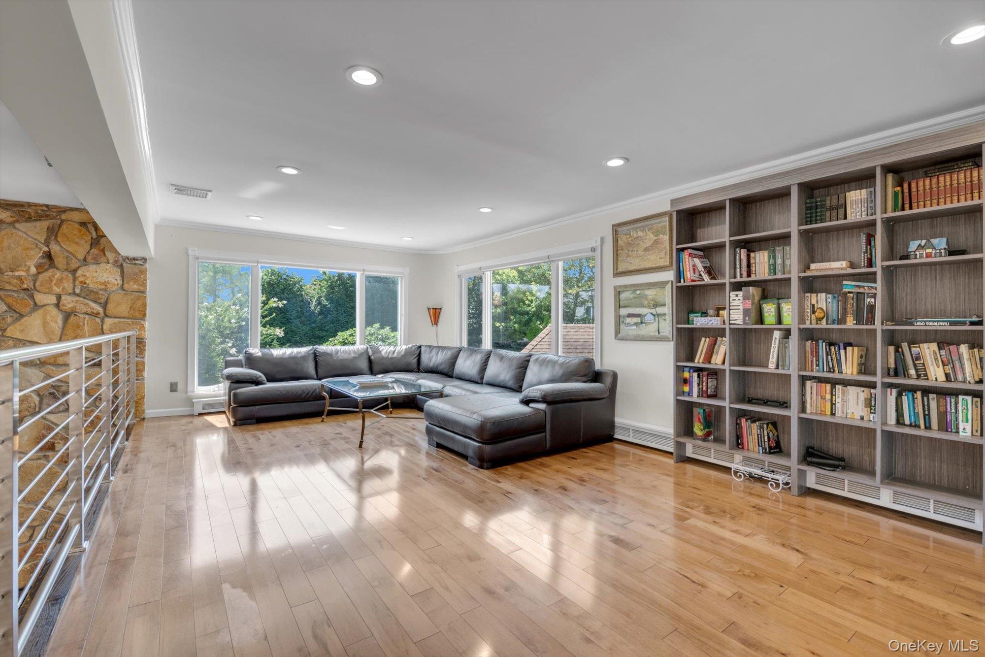 Single Family Macy Nassau County, NY 11557, MLS-896940-17