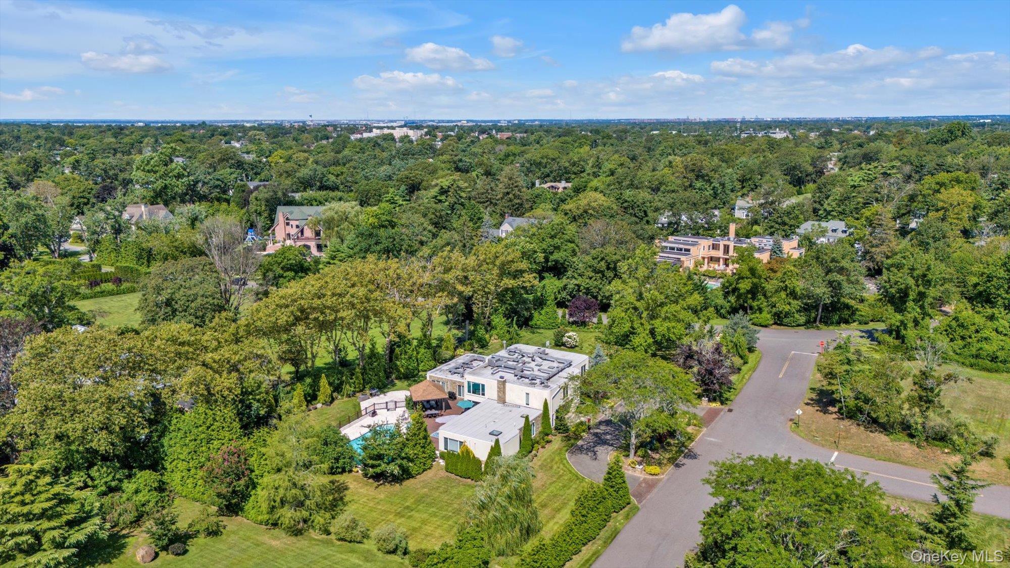 Single Family Macy  Nassau County, NY 11557, MLS-896940-49