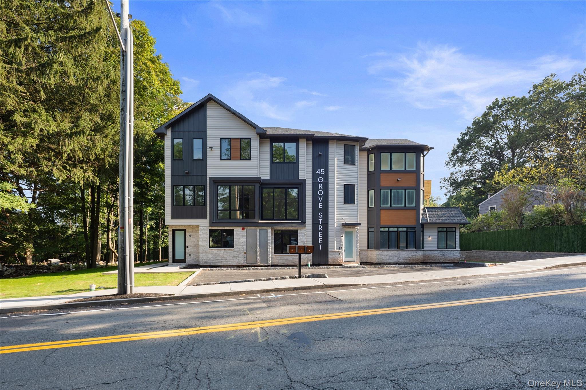 Condo Grove  Rockland County, NY 10952, MLS-896957-6