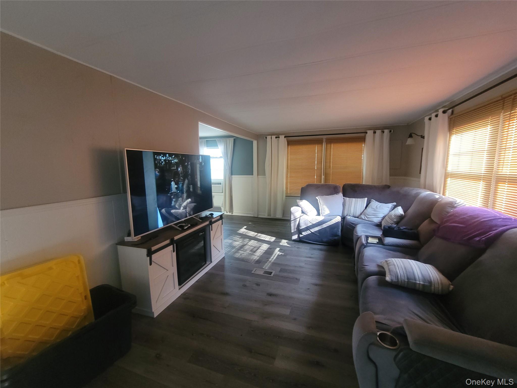 Single Family Shore  Sullivan County, NY 12783, MLS-896964-4