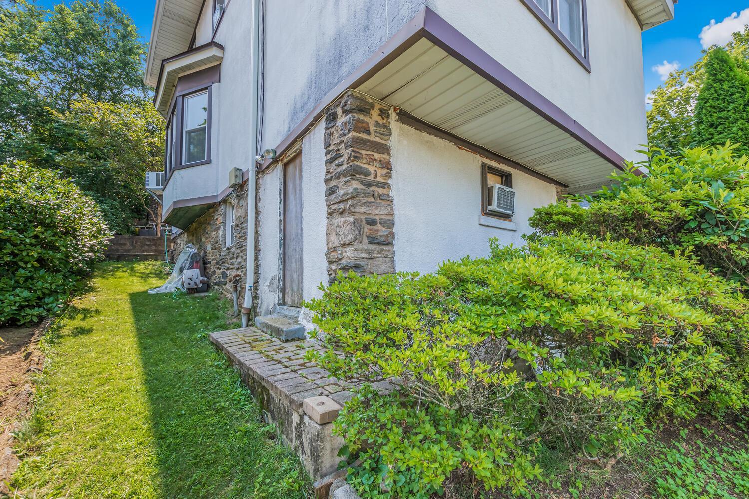 Single Family Elaine  Westchester County, NY 10701, MLS-896989-14