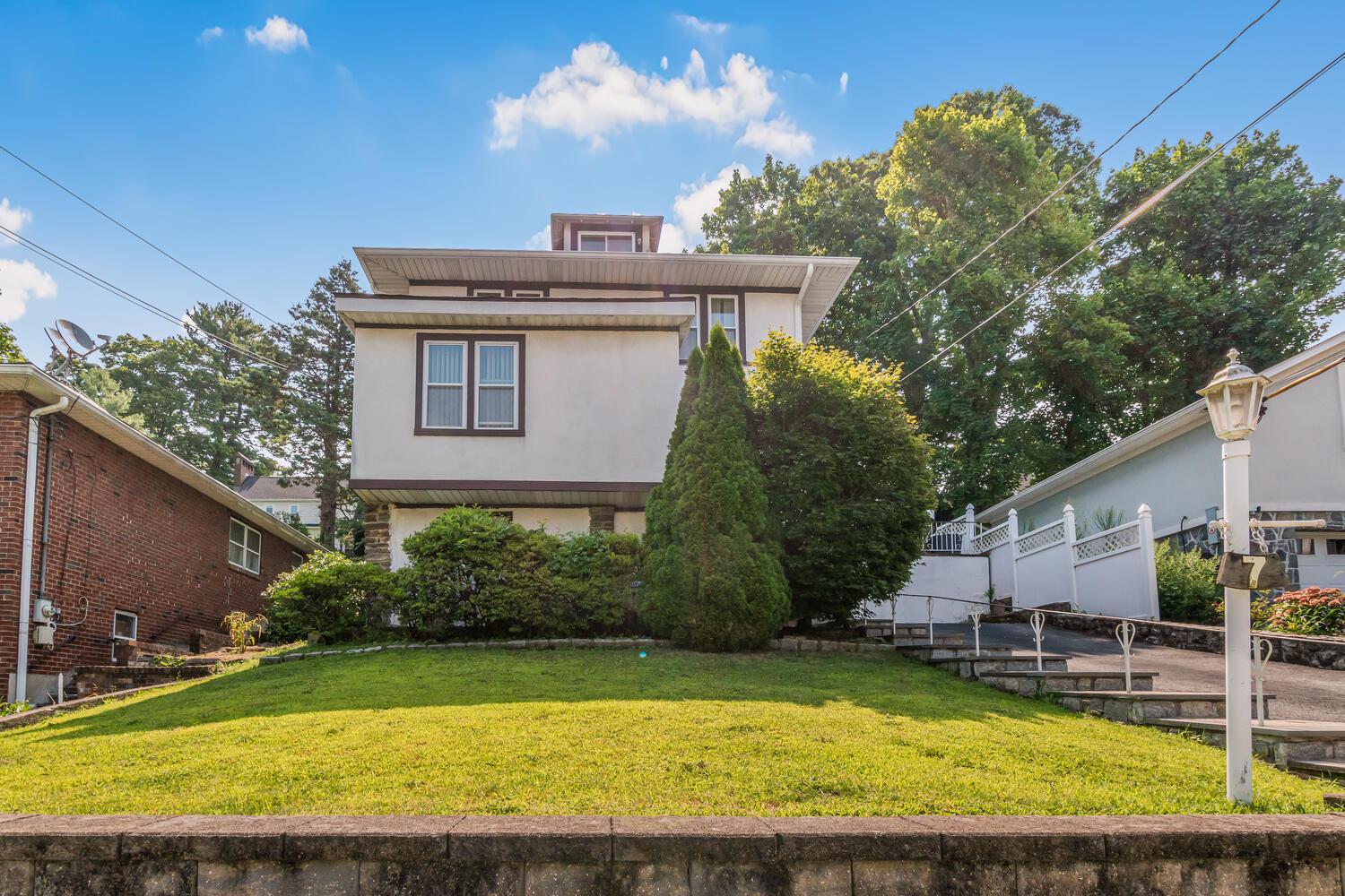 Single Family Elaine  Westchester County, NY 10701, MLS-896989-2