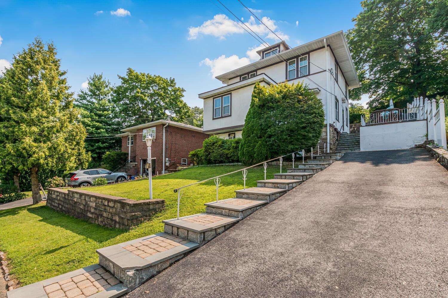 Single Family Elaine  Westchester County, NY 10701, MLS-896989-4