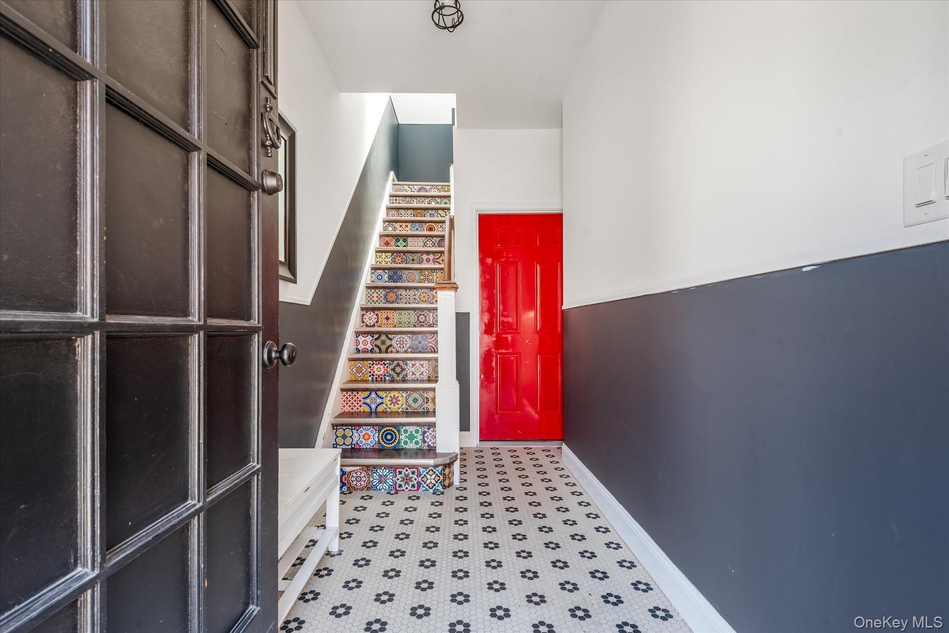 Single Family 14th Queens, NY 11102, MLS-897012-7