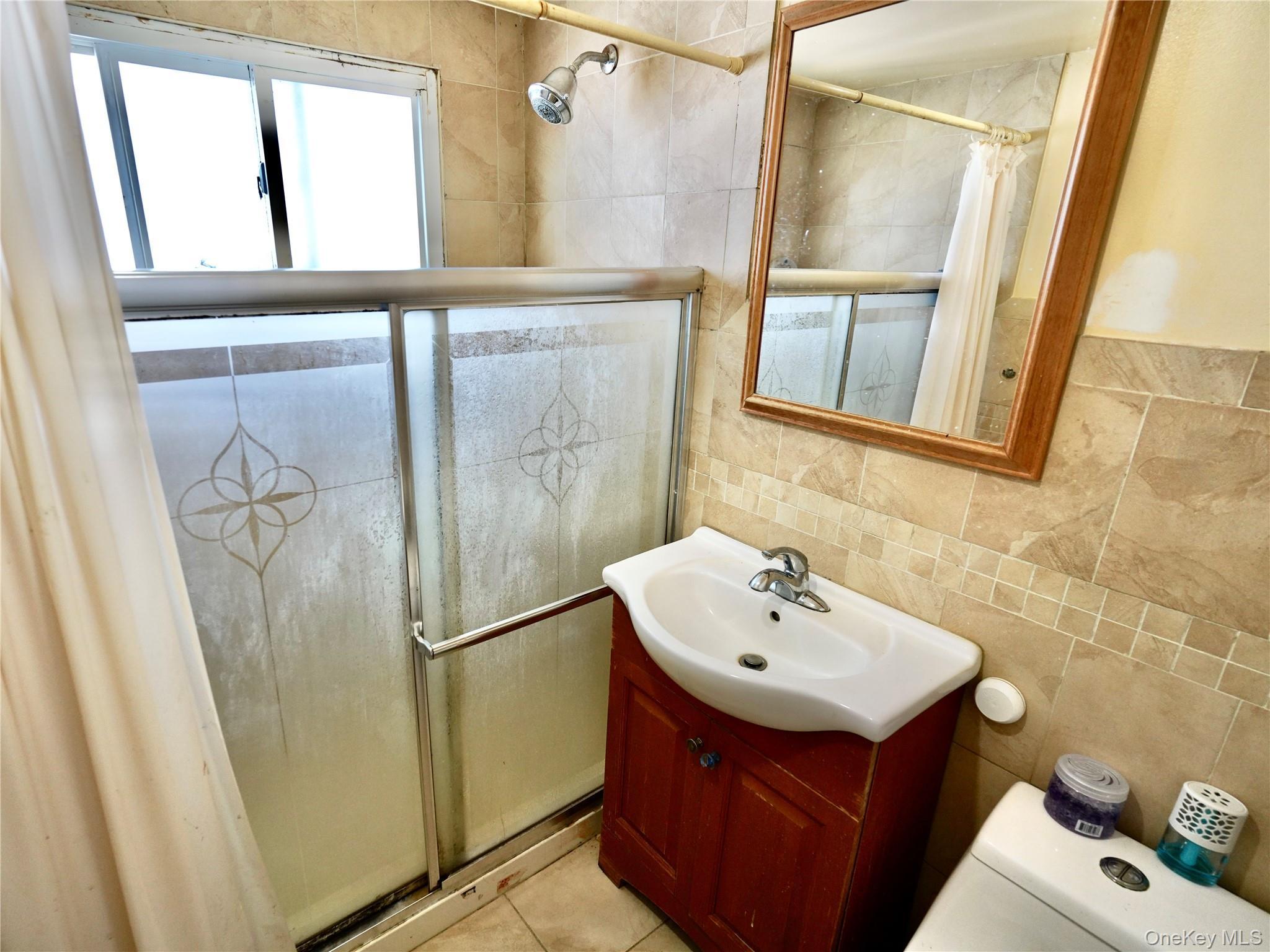 Single Family Emerson  Nassau County, NY 11510, MLS-897019-27