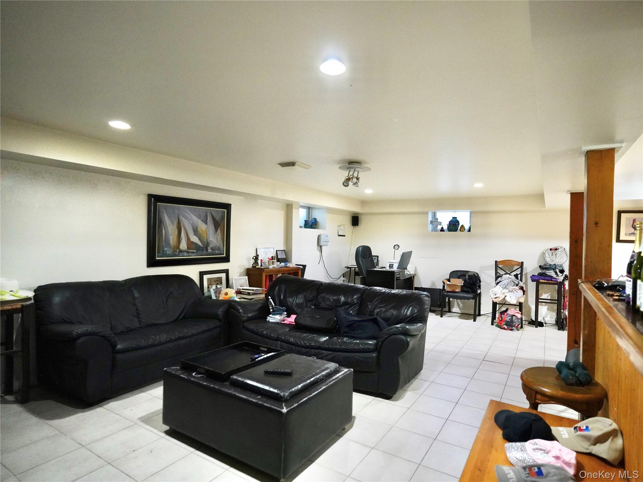 Single Family Emerson  Nassau County, NY 11510, MLS-897019-32