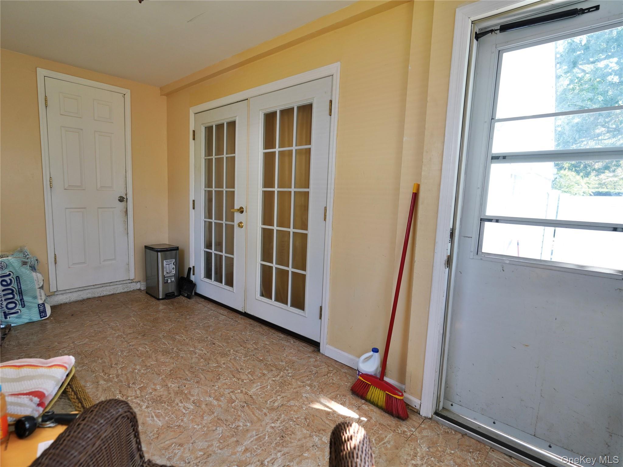 Single Family Emerson  Nassau County, NY 11510, MLS-897019-35