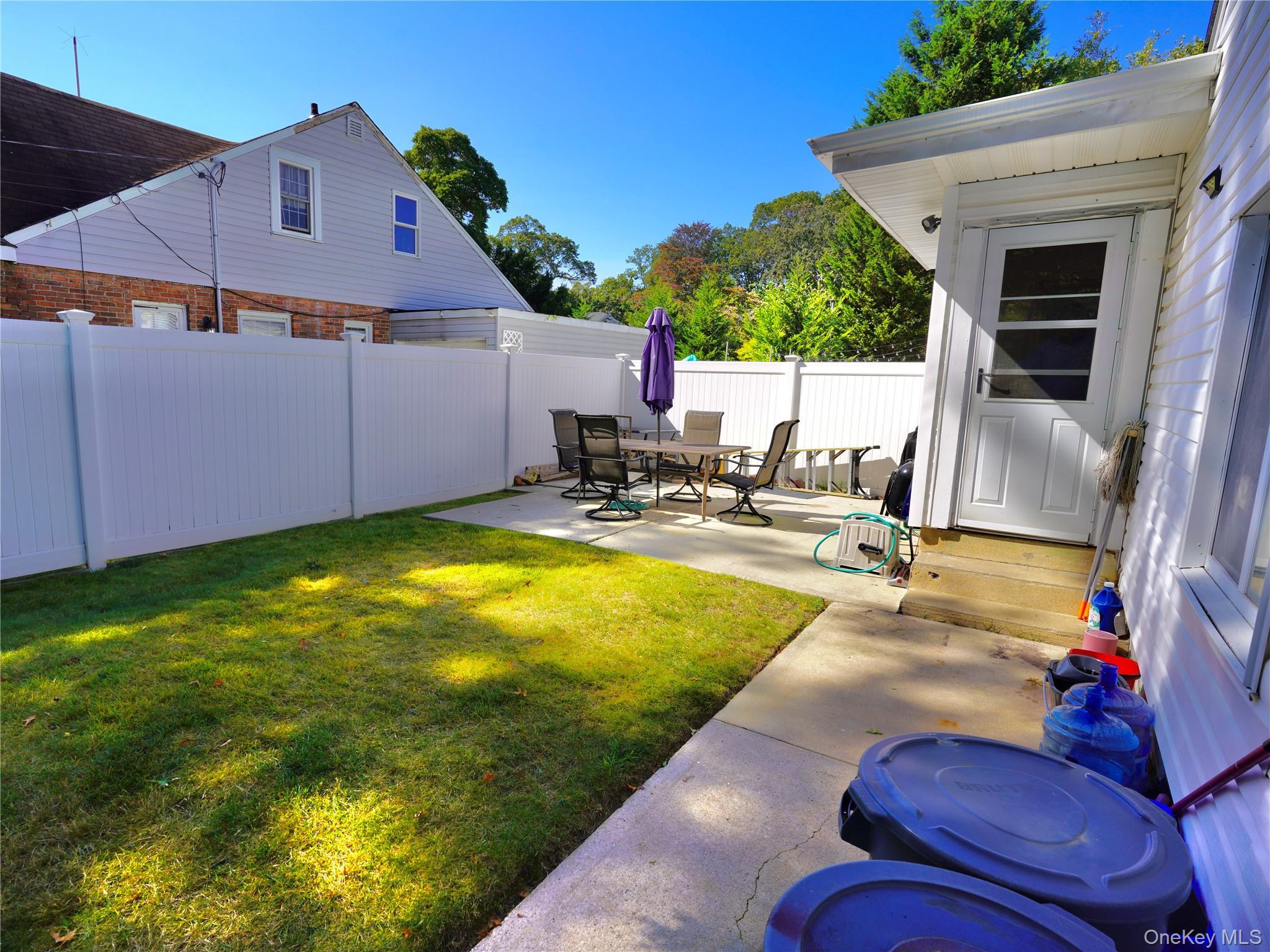 Single Family Emerson  Nassau County, NY 11510, MLS-897019-37