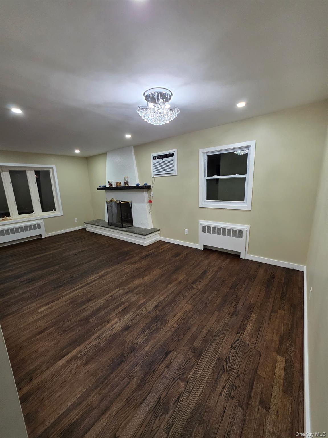 Single Family Alder Nassau County, NY 11710, MLS-897020-11