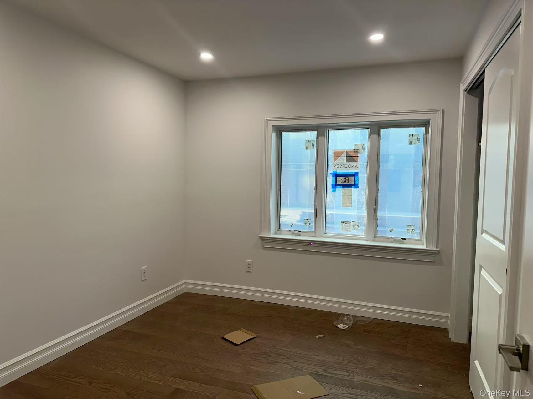 Single Family 229th  Queens, NY 11364, MLS-897031-10