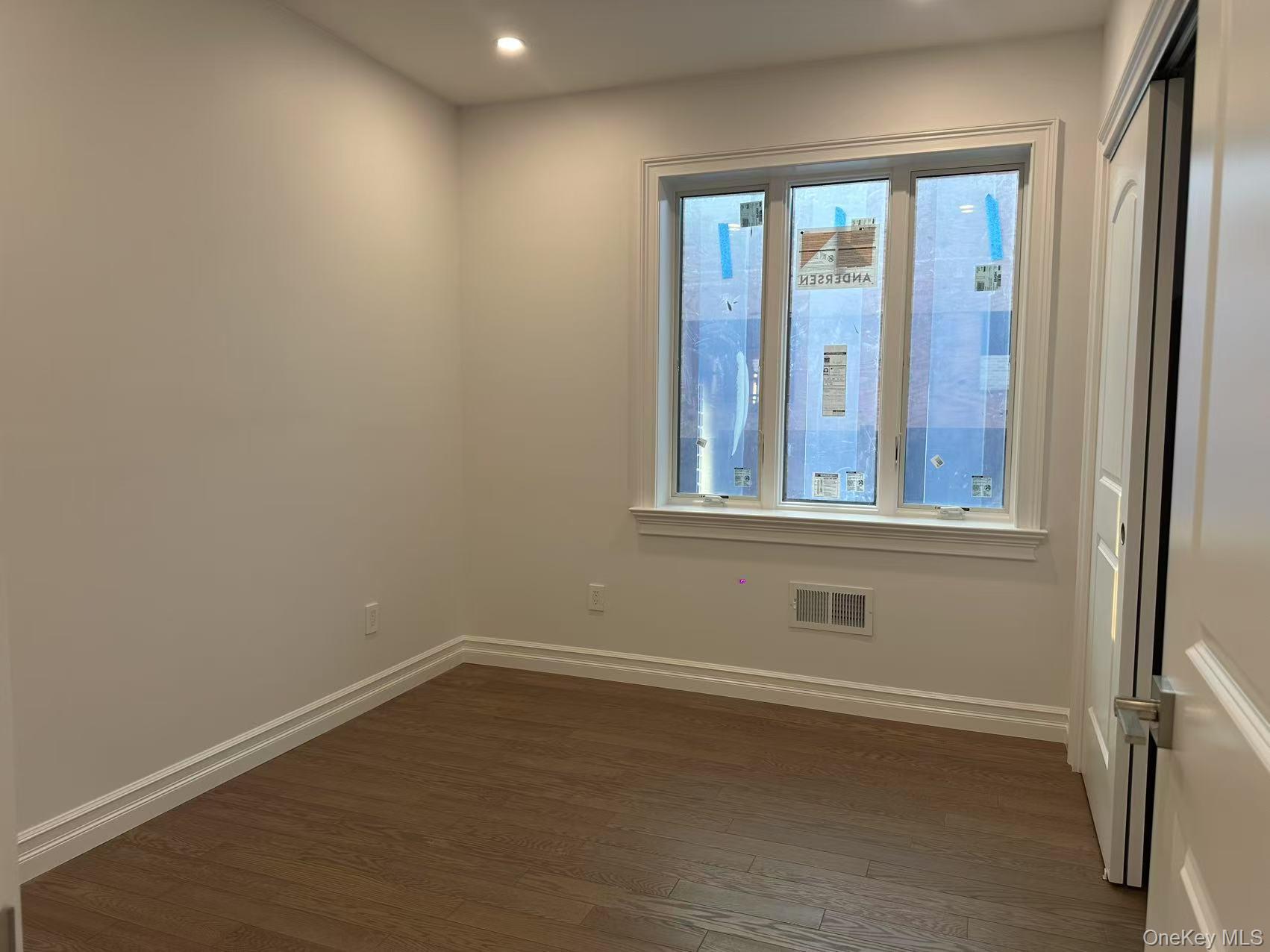 Single Family 229th  Queens, NY 11364, MLS-897031-16