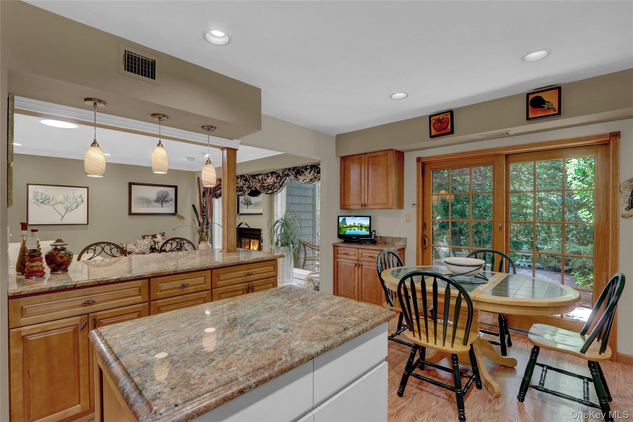Condo Boathouse  Suffolk County, NY 11706, MLS-897125-15