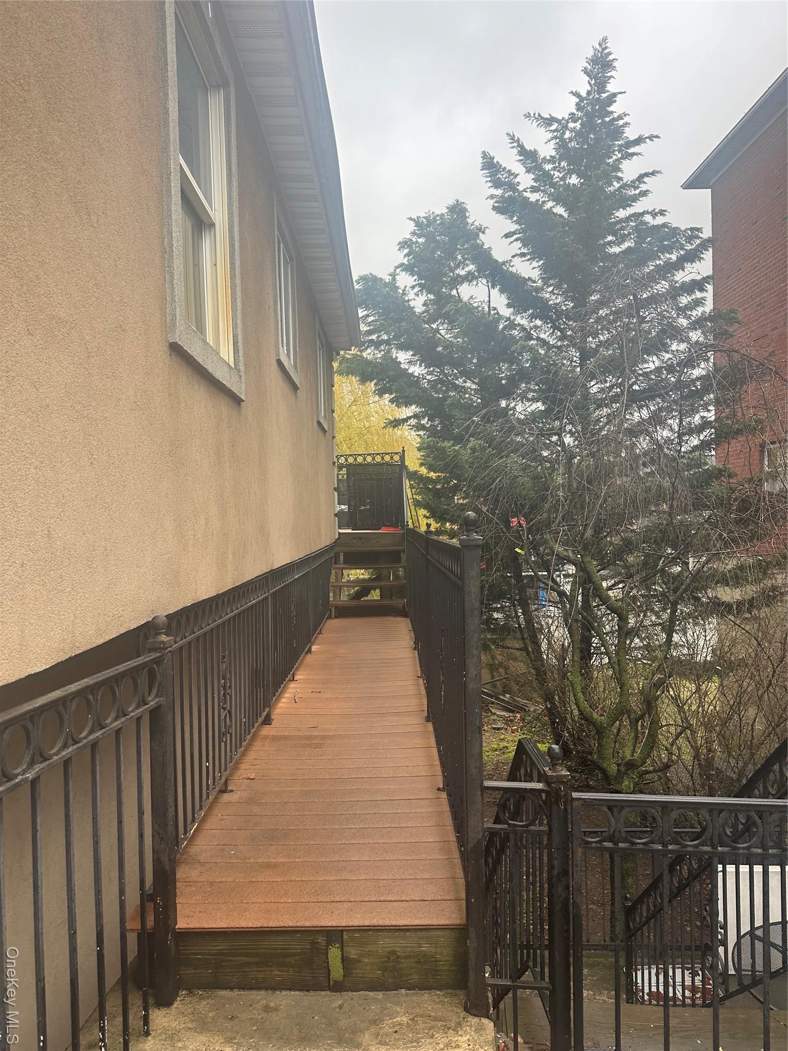 Single Family Mac Donough  Bronx, NY 10465, MLS-897127-5