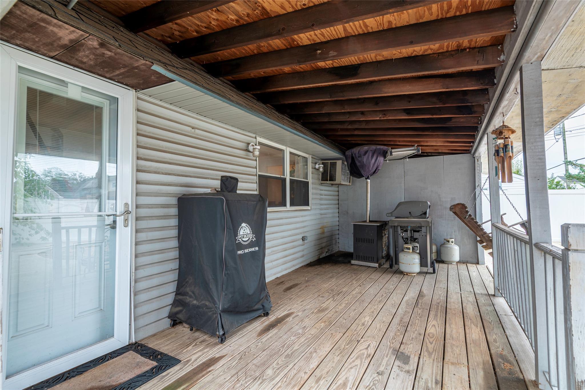 Single Family Lowland Nassau County, NY 11756, MLS-897131-28