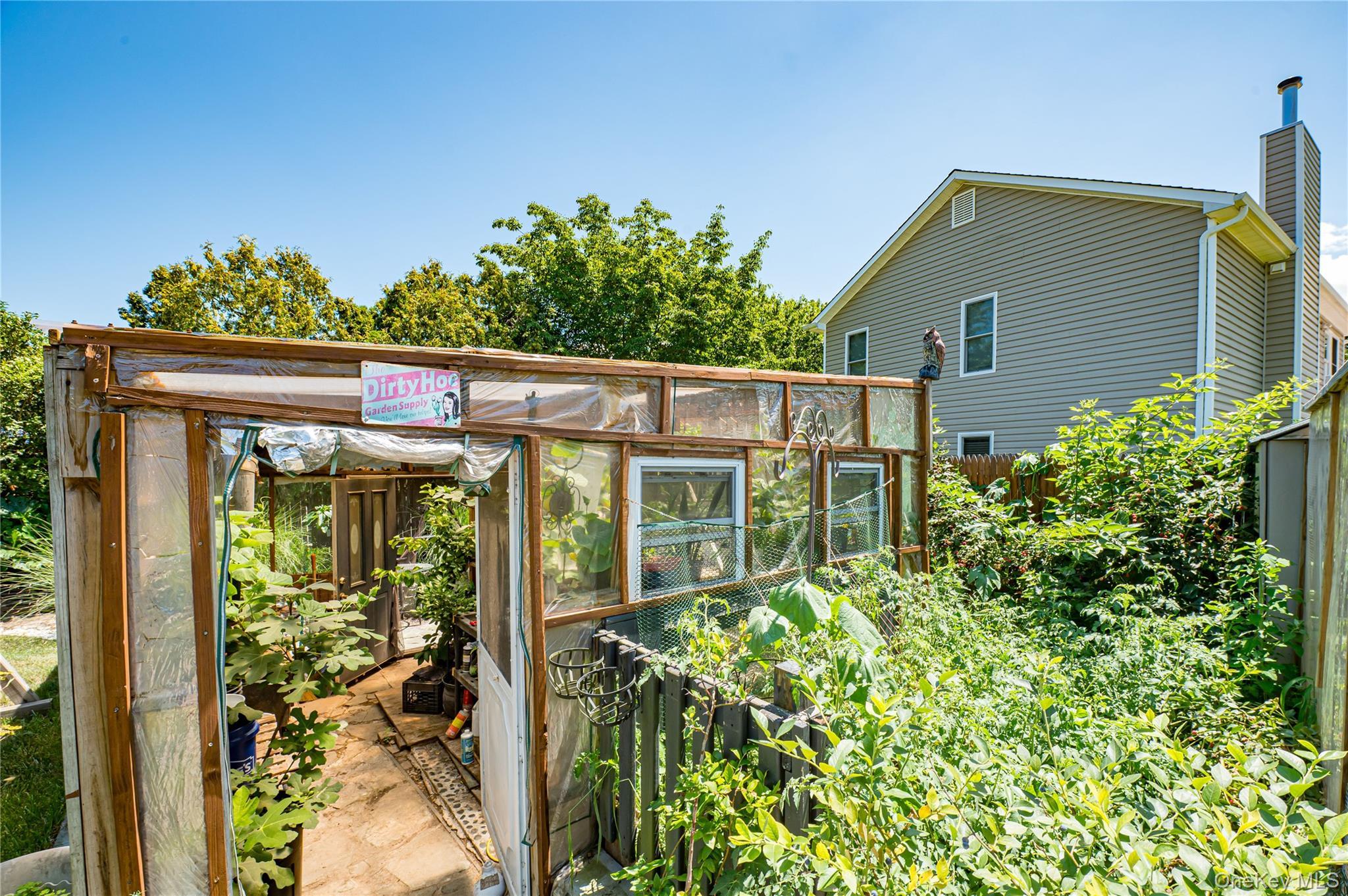 Single Family Woodbrook Suffolk County, NY 11961, MLS-897132-21