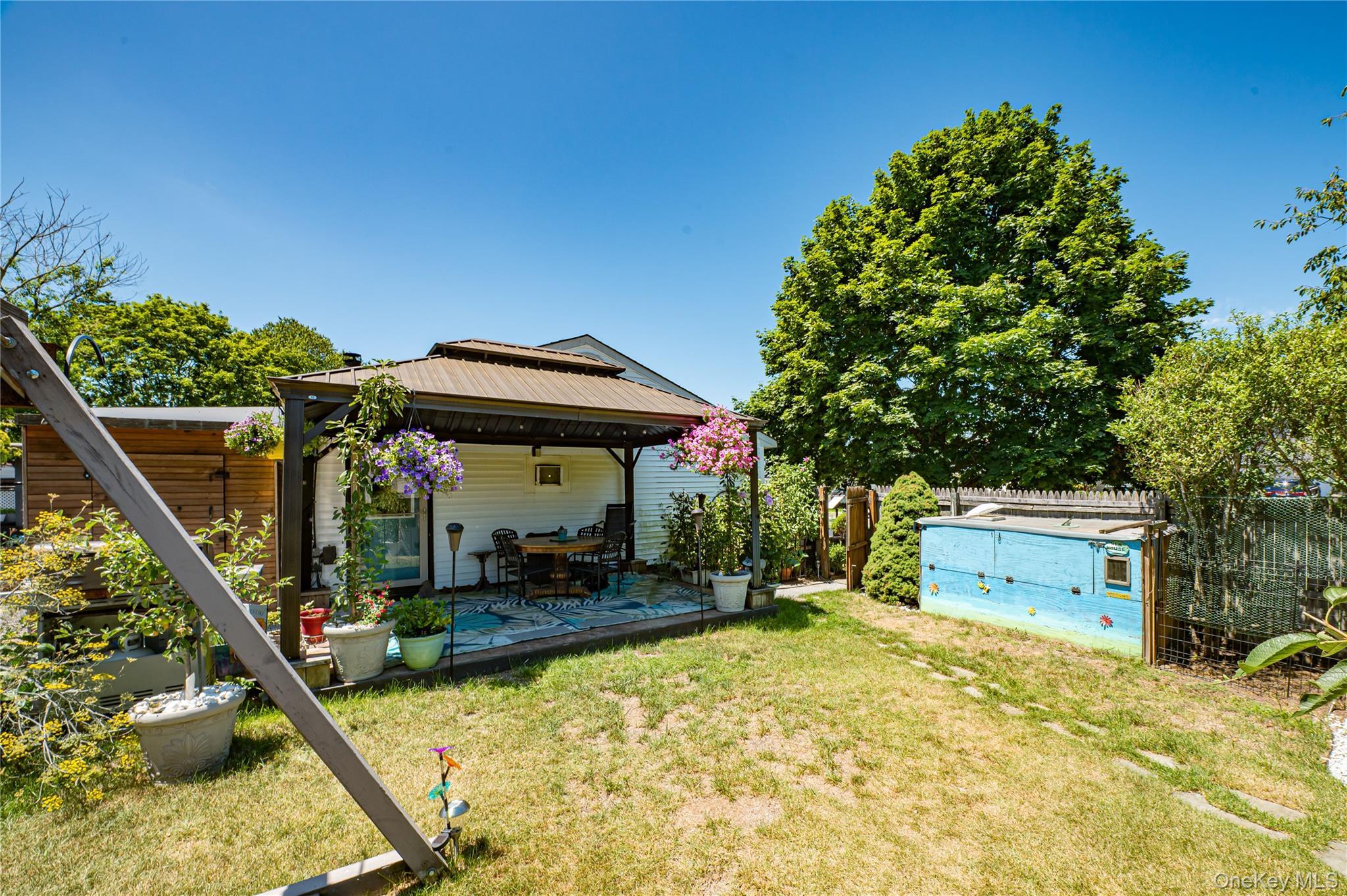 Single Family Woodbrook Suffolk County, NY 11961, MLS-897132-28