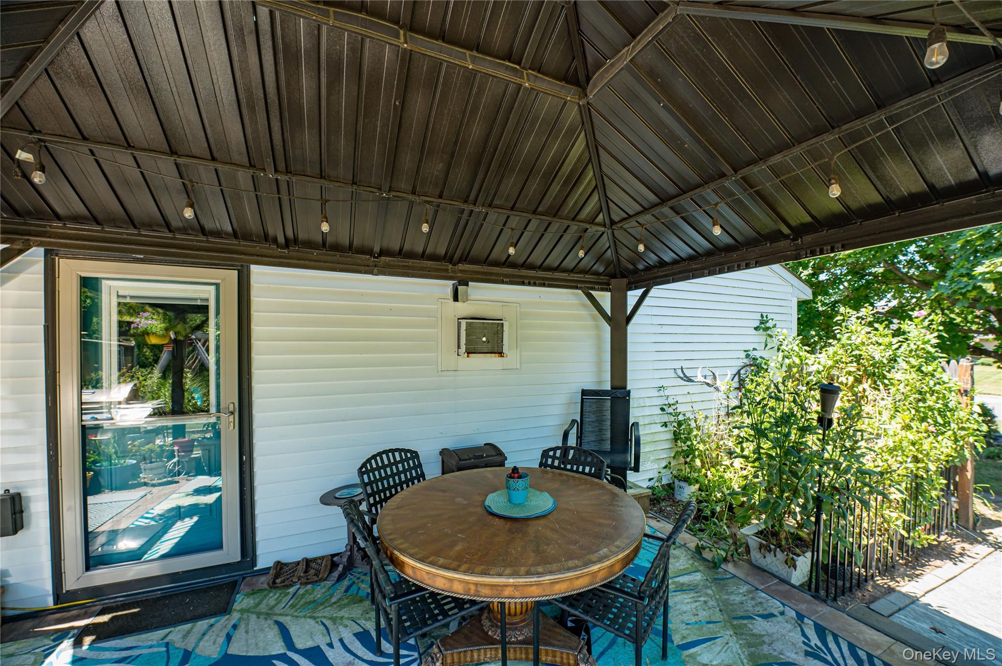 Single Family Woodbrook Suffolk County, NY 11961, MLS-897132-29