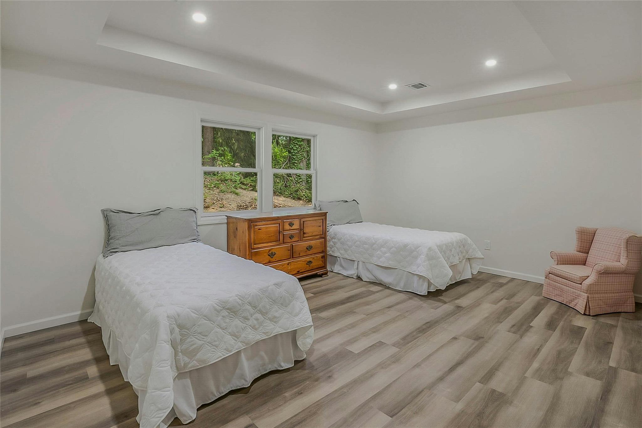 Single Family Spring Hollow Suffolk County, NY 11721, MLS-897136-18