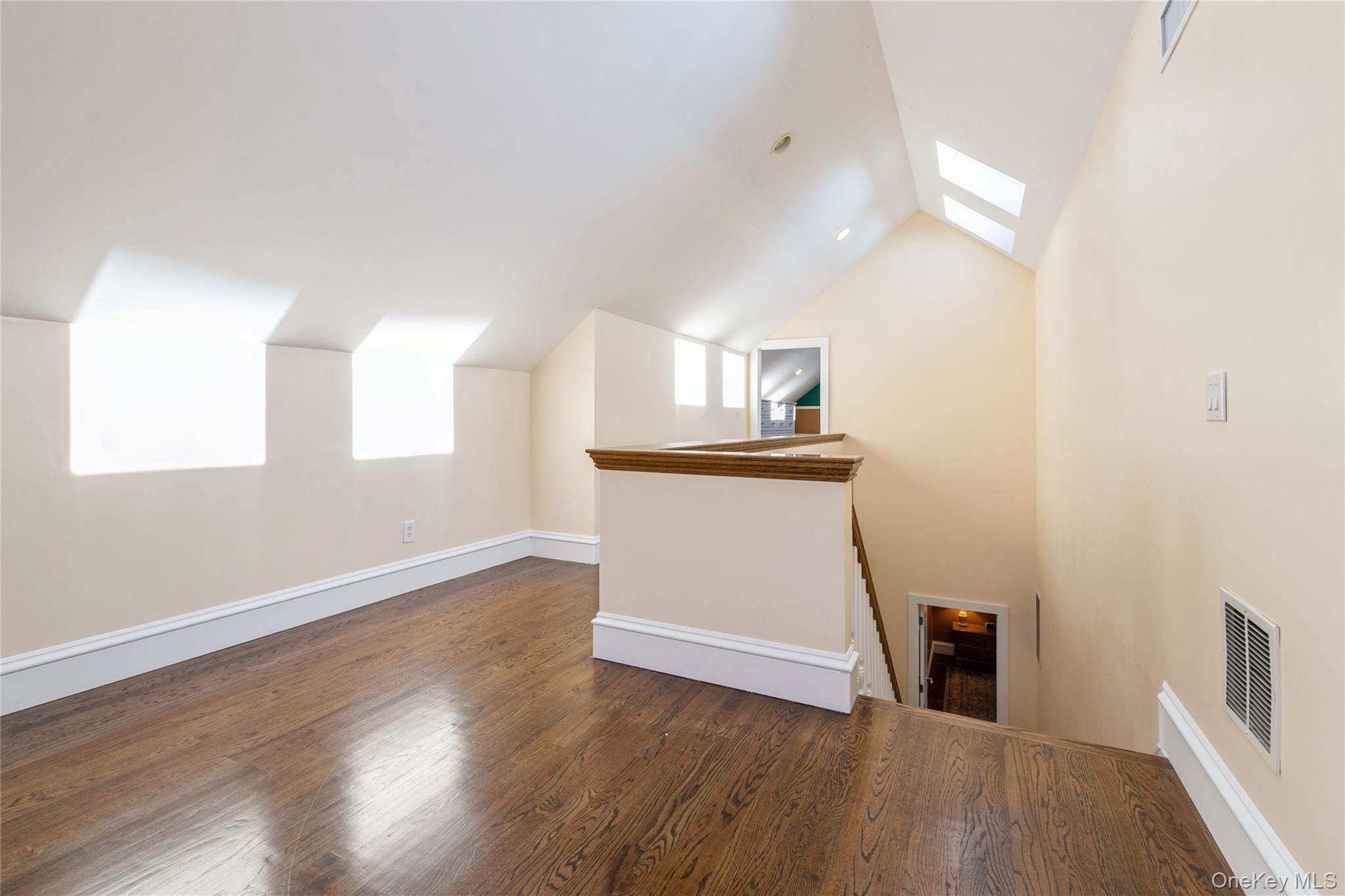 Single Family Skunk Suffolk County, NY 11935, MLS-897165-27