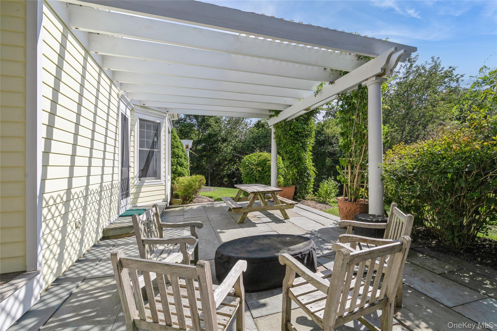 Single Family Skunk Suffolk County, NY 11935, MLS-897165-32