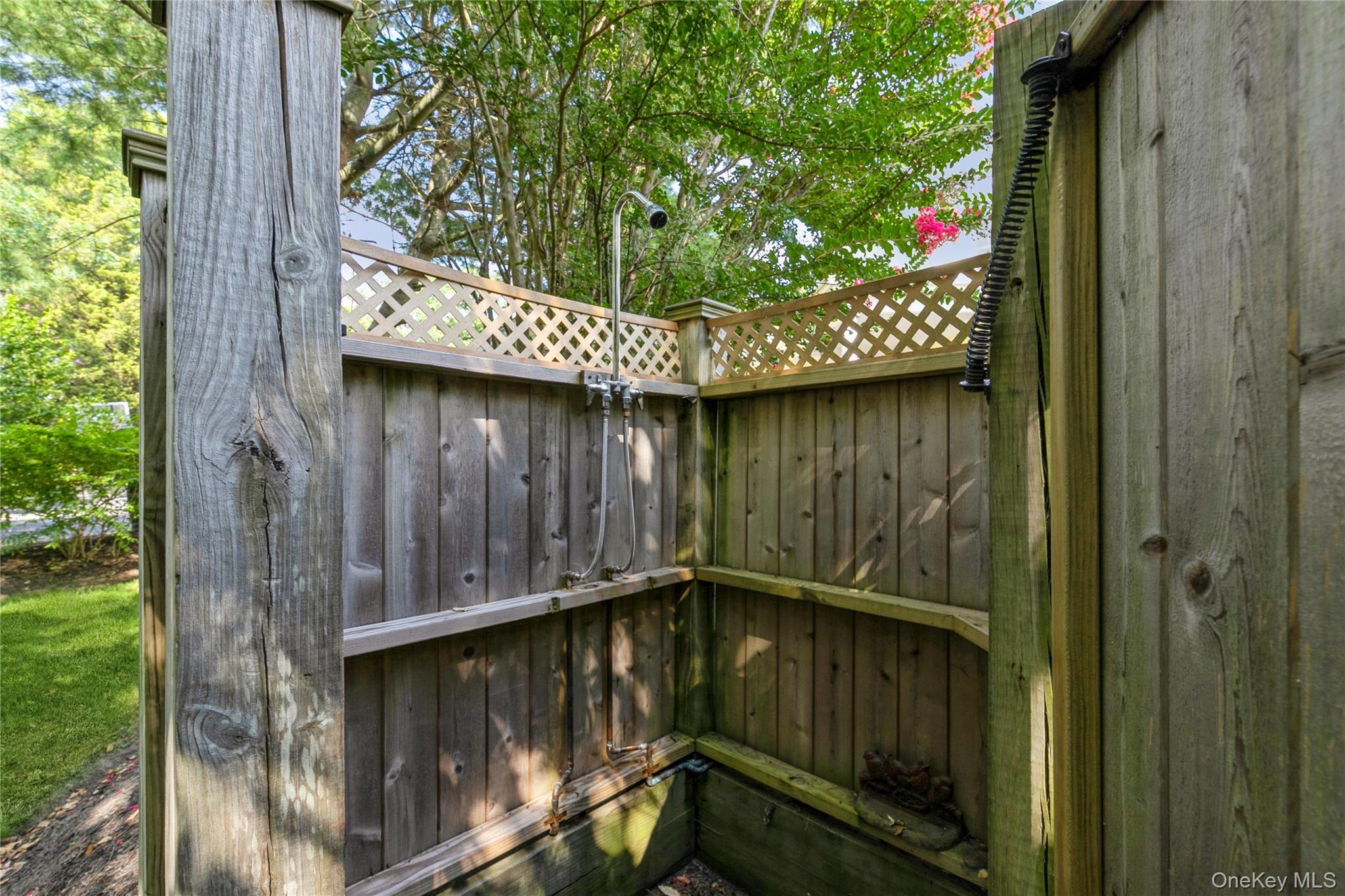 Single Family Skunk Suffolk County, NY 11935, MLS-897165-34